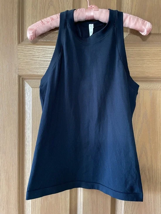 Athleta Ribbed Tank Top Medium - Picture 1 of 3